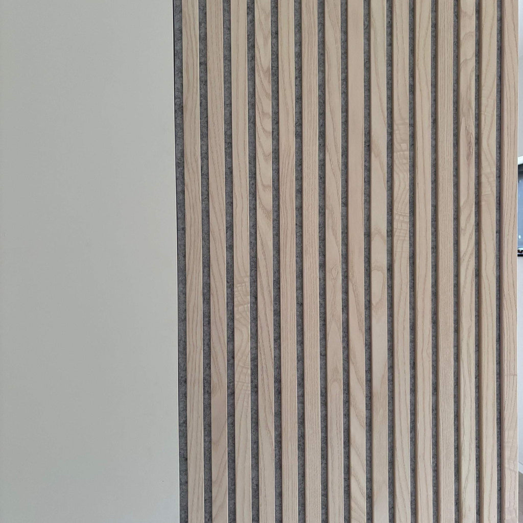 Akustikpanel PREMIUM Ask (vitlackad)