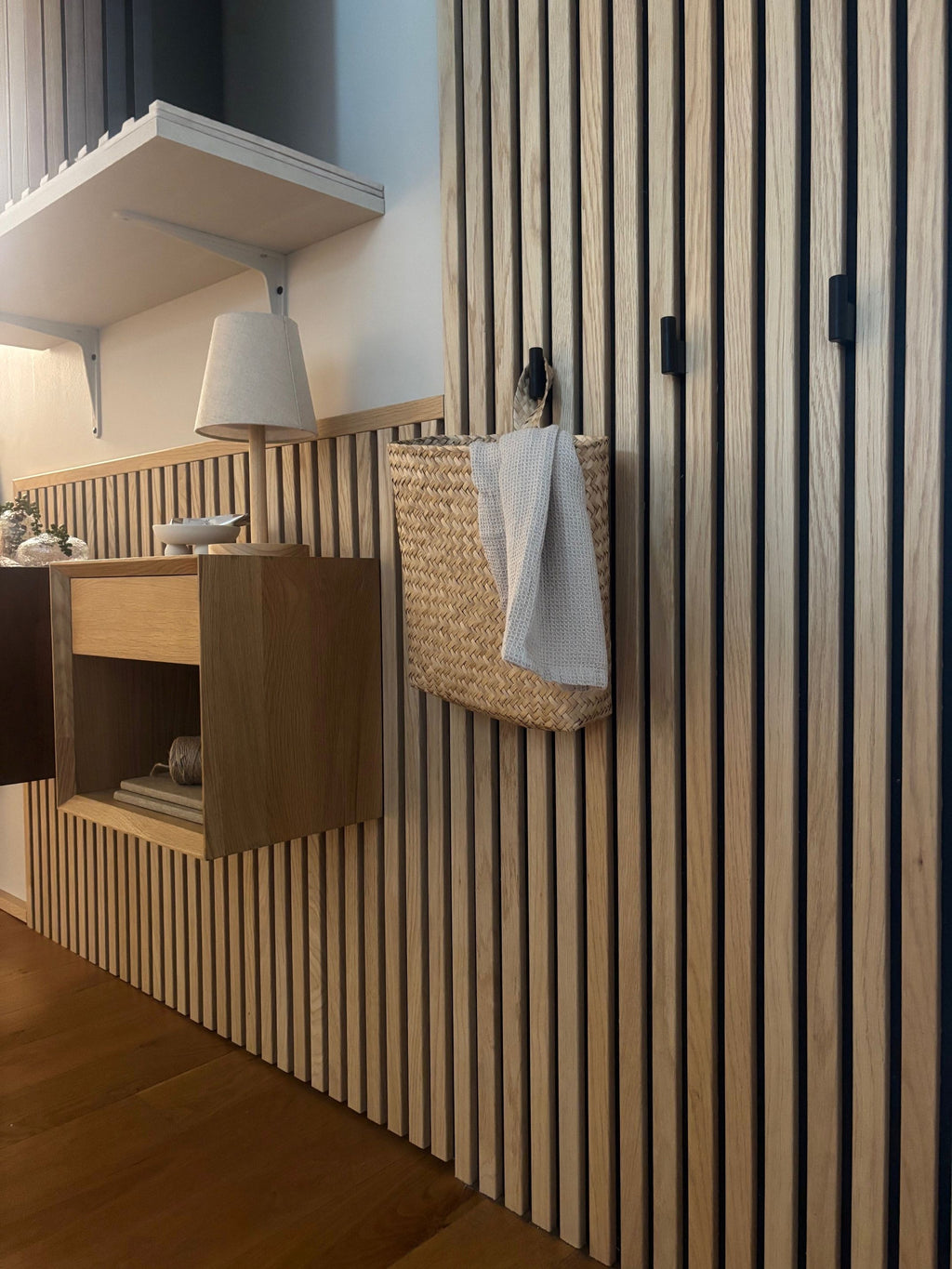 Krokar till akustikpanel