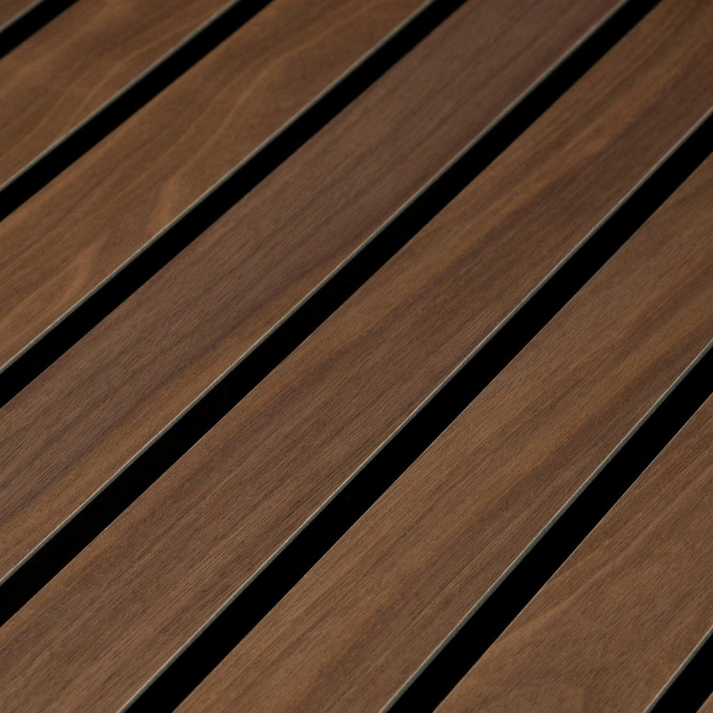 Sänggavel i akustikpanel, höjd 135 cm, bredd 185 cm, träslag BRED valnöt