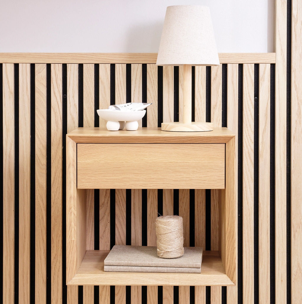 Nattduksbord i massiv Ek