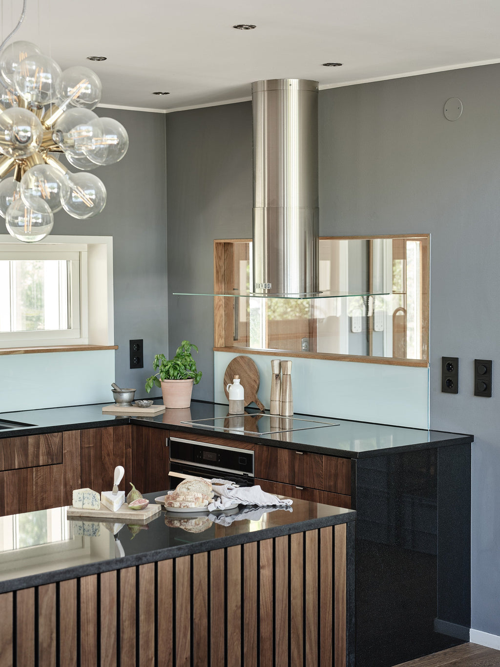 Måttbeställ kök - Valnöt