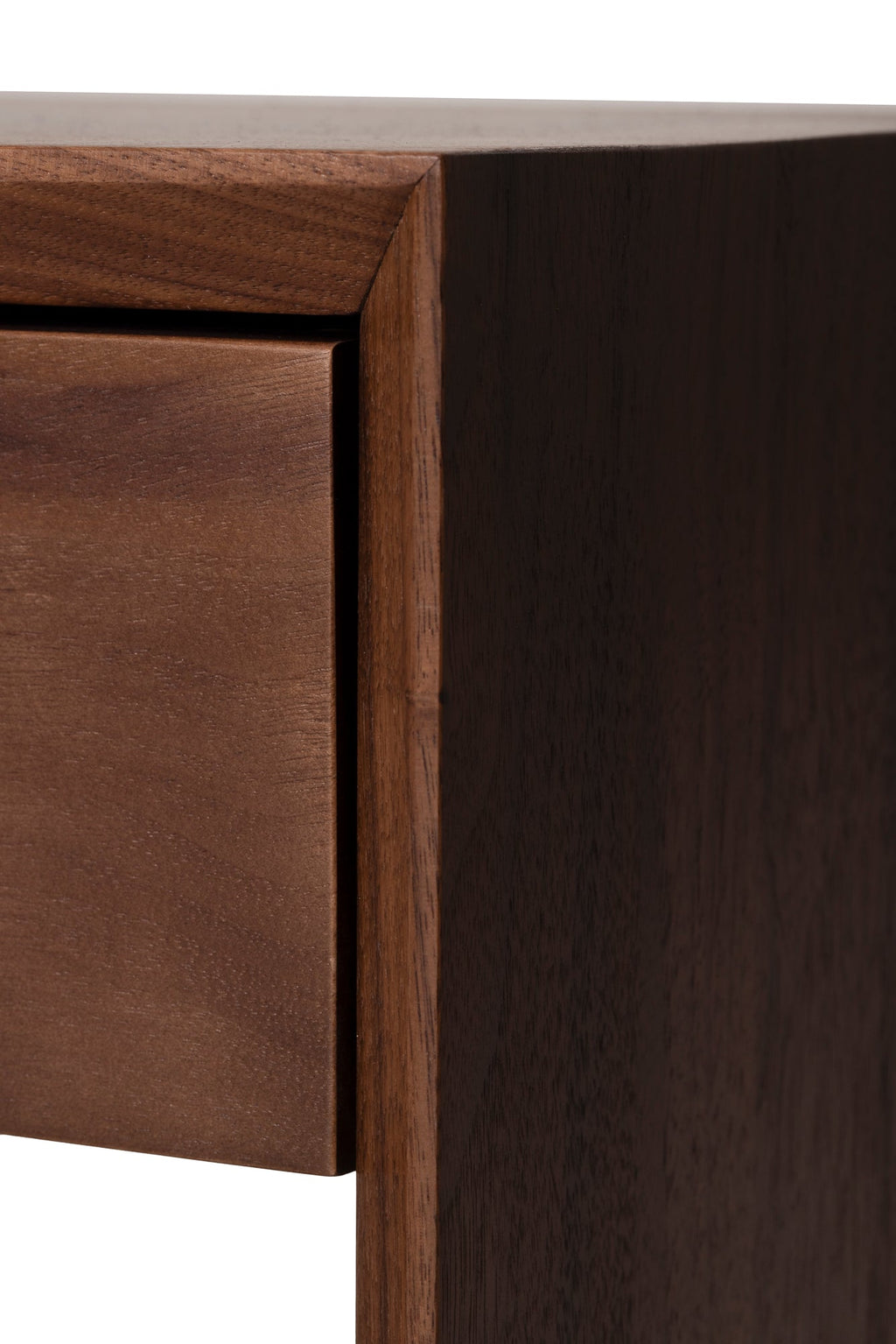 Nattduksbord i massiv Valnöt